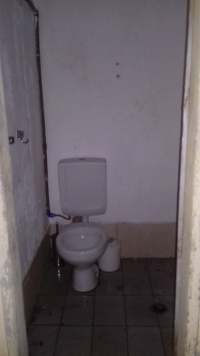 Casa Na Vila Alpina Com 2 Cômodos + Quintal Grande, Casa Para Alugar, Aluga-se Casa Quarto E Cozinha