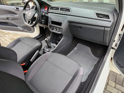 Volkswagen Saveiro 1.6 Cs Robust 8v Flex 2p Manual