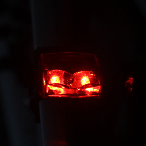 Luz Trasera De Bicicleta De Generación De Energía Por Inducc