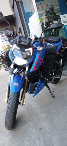 Imagen 2 de 4 de Tvs Rtr 200 Carb Led New