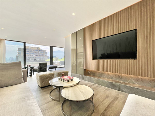 Moderno Penthouse: El Golf