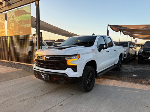 Chevrolet Silverado LT TB 4X4 CC 5.3 AUT