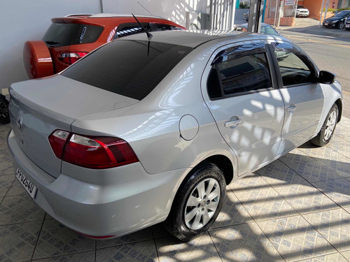 Imagem 6 de 7 de Volkswagen Voyage 2013 1.0 Vht Trend Total Flex 4p