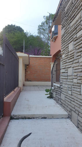 Casa En Fraccionamiento Con Seguridad Privada. Trato Directo