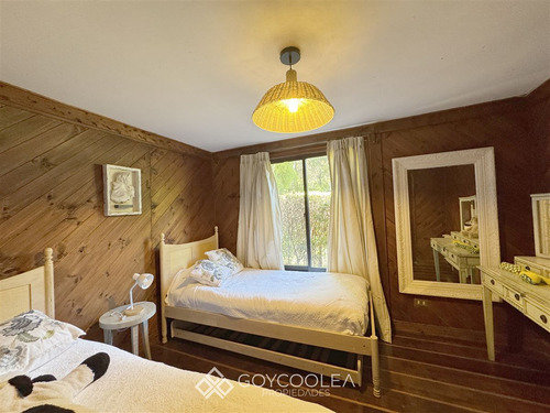 Casa En Venta De 6 Dorm. En La Estrella