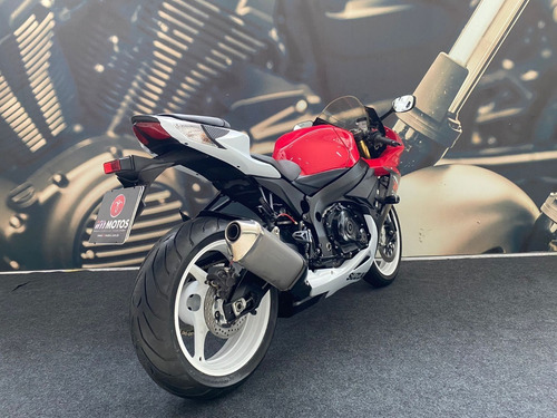 Imagem 6 de 9 de Suzuki Gsx R 750