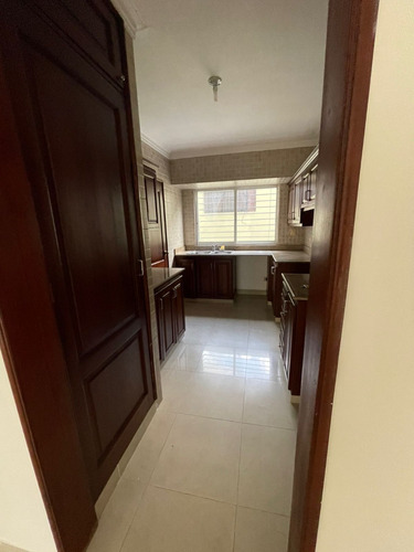 A284 - Piantini | Apartamento De Lujo En Alquiler | 2 Habitaciones + Servicio | $900 Usd | Vistas Panorámicas | #foxpiantini