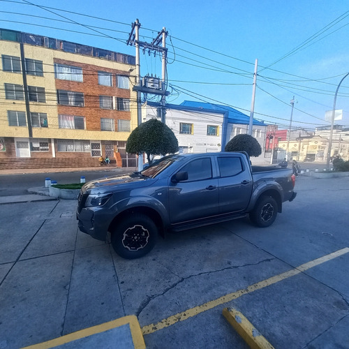 Nissan Frontier 2.5 Gasolina 4x2