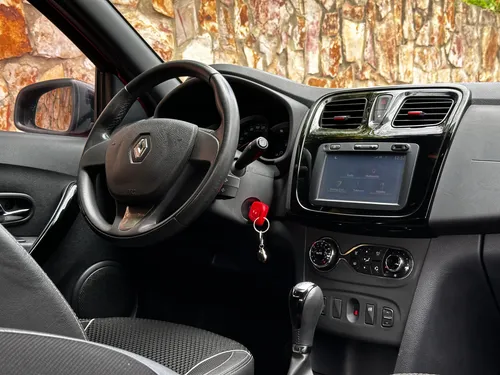 Renault Stepway 1.6 Intense Automática