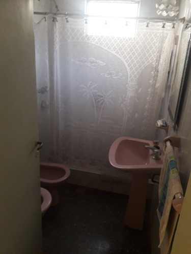 Imagen 8 de 10 de Departamento Tipo Casa En Venta En Lanus Oeste