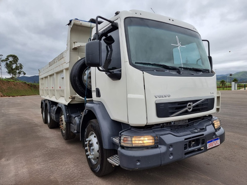Imagem 11 de 15 de Volvo Vm 270 8x4 Ano 2013 Caçamba Bitruck Traçado