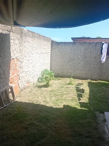 2 Quartos 1 Sala 1 Cozinha 1banheiro Quintal Garagem