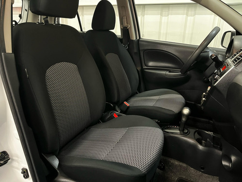 Nissan March 2022