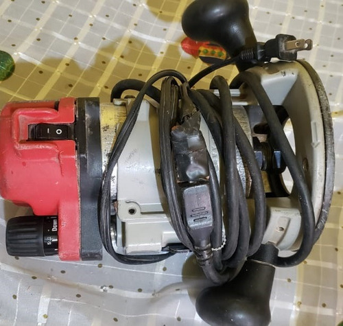 Router Milwaukee 5615-20 1.75hp 120v (Usado)