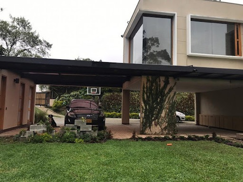 Imagen 2 de 19 de Casas En Venta Loma Del Escobero 472-3096
