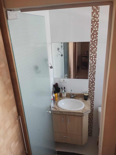 Apartamento Sem Condomínio Com 2 Quartos Sendo 1 Suite