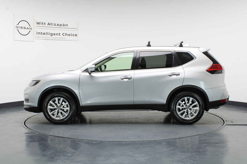 Imagen 2 de 15 de Nissan X Trail 2018 5p Sense 3 L4/2.5 Aut Banca Abatible