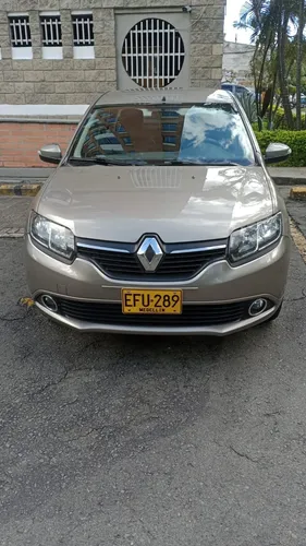 Renault Logan 1.6 Privilege / Intens