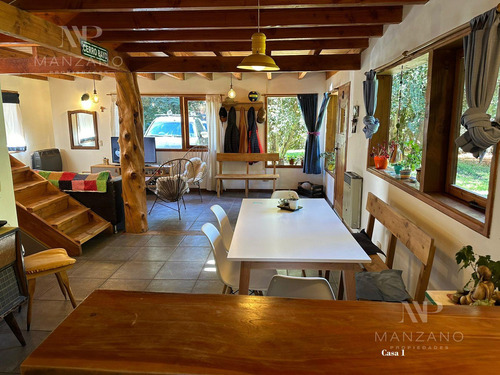 Venta De Casa 210 M2 En 1123 M2 Terreno - Villa La Angostura