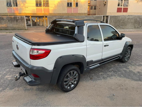 Imagem 3 de 7 de Fiat Strada Adventure 1.8 Flex Cd