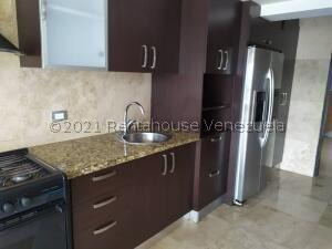 Imagen 7 de 14 de #22-9273 Espectacular Townhouse En Loma Linda