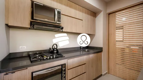Apartamento En Venta De 3 Habitaciones Y Estudio En La Mejor Urbanización De El Retiro