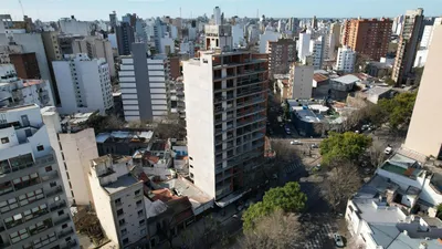 TORRE VETRO