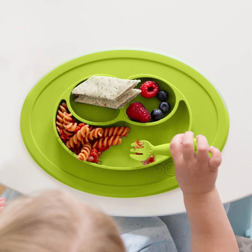 Imagen 5 de 7 de Mini Feeding Ezpz Plato Cuchara Tenedor Silicona Maternelle
