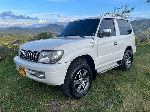 Imagen 1 de 19 de Toyota Prado 2005 2.7 Sumo