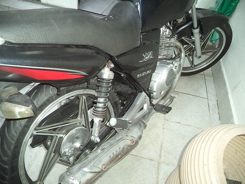 Suzuki Yes En 125 Preta