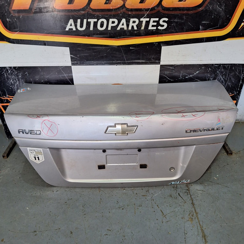 Tapa De Baul Chevrolet Aveo C/detalle