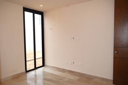 Casa En Venta En Zendera Pivada Residencial En Conkal