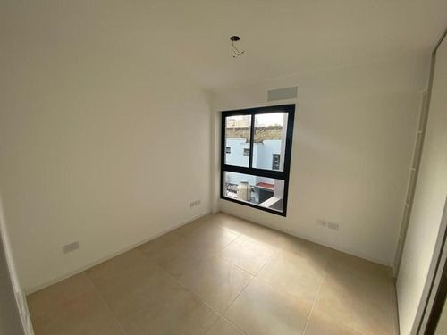 Imagen 13 de 14 de Venta De Departamento Dos Ambientes - Edificio De Categoria!