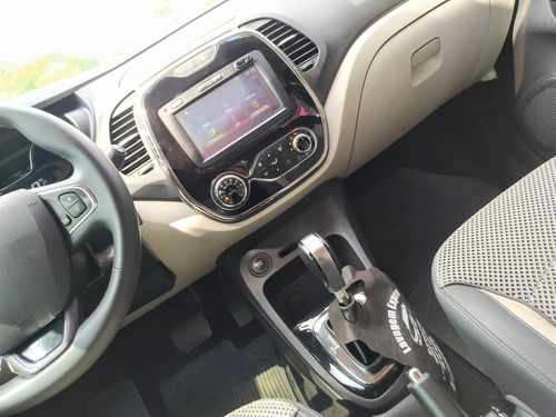 Imagem 9 de 15 de Captur Intense 2.0 16v Flex 5p Aut.