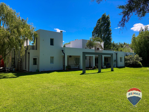 Venta Casa 6 Ambientes Barrio El Lauquen Canning