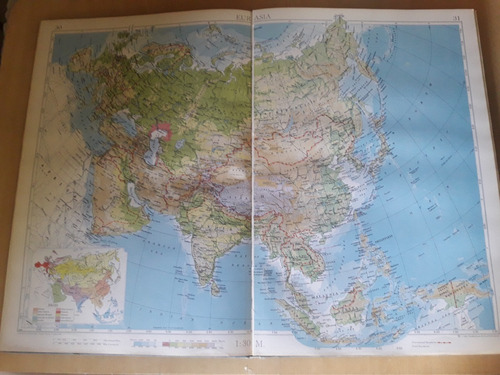 Edinburgh World Atlas John Bartholomew 1967 Sixth Edition