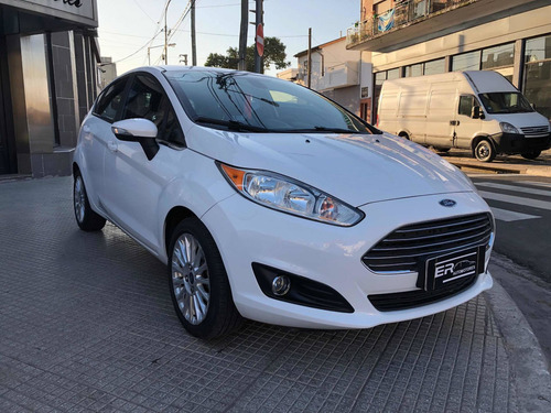 Imagen 3 de 15 de Ford Fiesta Titanium Automatico 2017