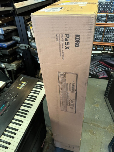 Korg Pa5x76 76-key Professional Arranger