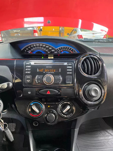 Toyota Etios 1.5 Xls