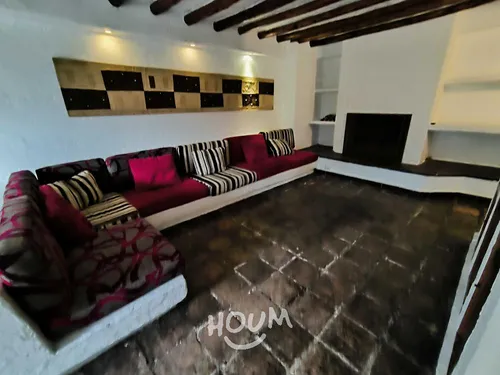 Casa En La Bajada. 5 Habitaciones, 2400 M², Id: 141852