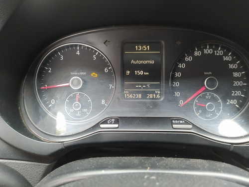 Volkswagen Suran 1.6 Trendline 11b 2012