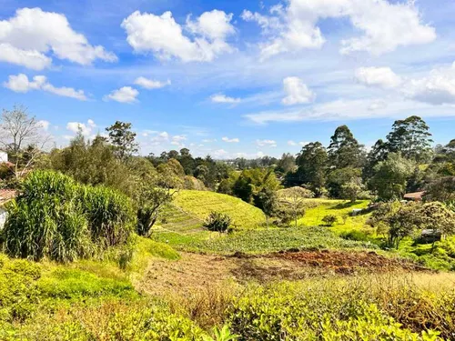 Lindo Lote En Venta Con Excelente Ubicación -vereda Cabeceras Rionegro