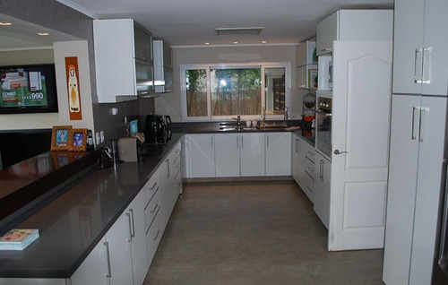 Venta Casa 4 Dormitorios 5 Baños Lomas De La Tahona #453