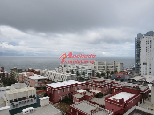 Imagen 4 de 26 de Propiedad Reciclada, En Peninsula, Vista A La Brava