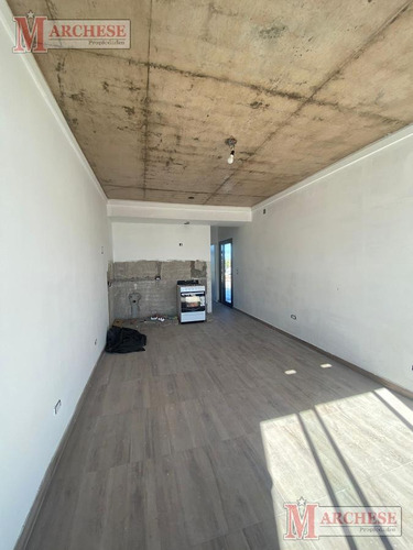 Imagen 5 de 30 de Departamento 2 Ambientes En Venta En Castelar Norte