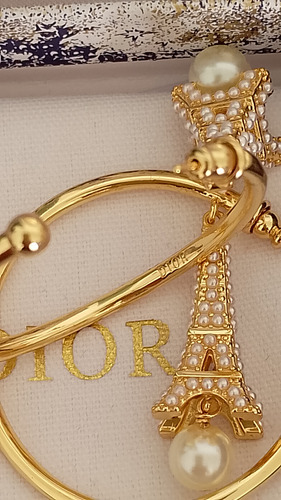 Aretes Torre Eiffel, Con Perlita Y Perla Colgante (Usado)