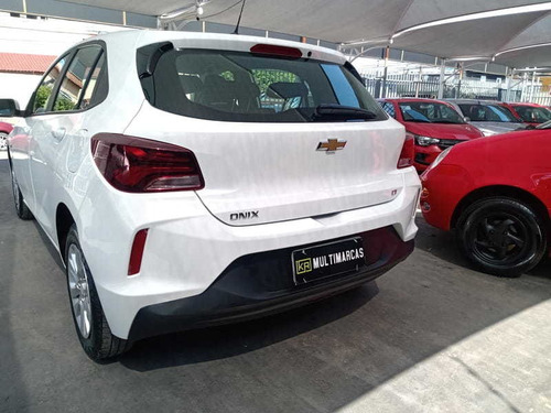Imagem 8 de 13 de Chevrolet Onix Lt 1.0 Manual