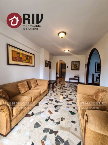 Alquiler - Apartamento En La Urbanización La Boyera, Zona Exclusiva Y Céntrica Del Hatillo, Miranda.