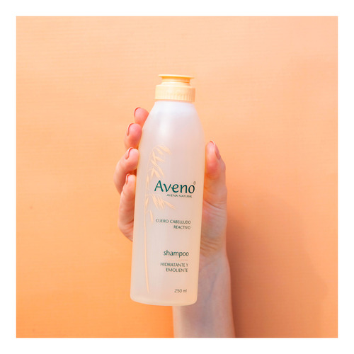 Imagen 3 de 3 de Aveno Shampoo Hidratante Emoliente Cuero Cabelludo Reactivo