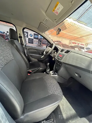 Renault Logan 1.6 Dynamique